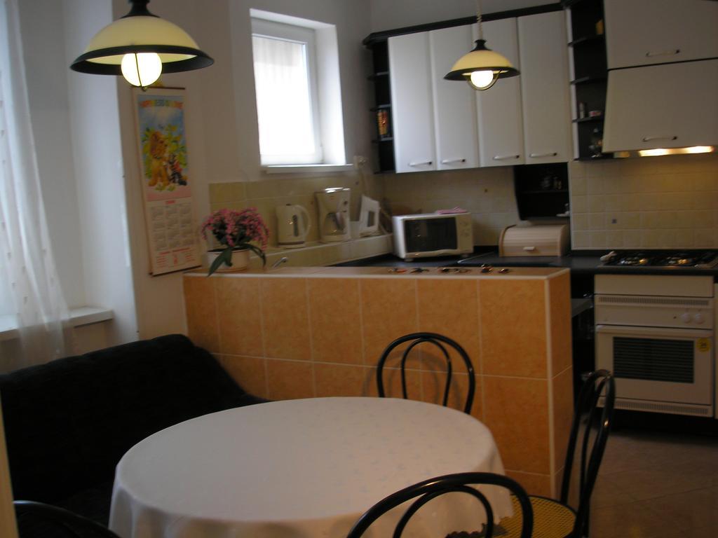 Vacation Apartment Up To 10 브라티슬라바 객실 사진